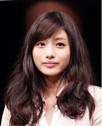 石原さとみ！デビューは？本名は？芸名の由来は？美容法は？