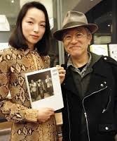 串田和美と妻の明緒
