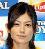真木よう子！無名塾！離婚？理由は？長塚圭史と？