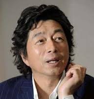 中村雅俊の生い立ちは？高校生の時は外交官を目指していた！