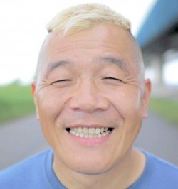 ウド鈴木の嫁は?子どもは?年齢は?車で事故!天野とキャイ~ン!