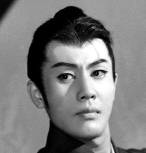 八代目市川雷蔵の死因は?炎上!新平家物語で映画スターに!歌舞伎役者だった?