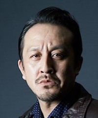 岩谷健司の俳優デビューはWAHAHA本舗！村松利史？吹越満と？