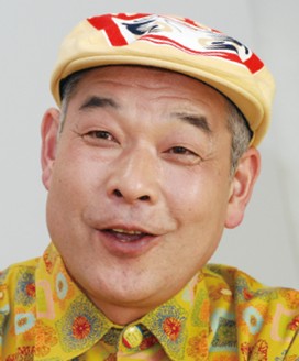 佐藤正宏はWAHAHA本舗の元座長！紙芝居？妻は？