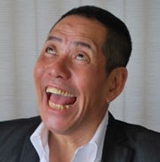 ぼんちおさむの本名は?相方は里見まさと!嫁や息子は?娘はニューヨーク!