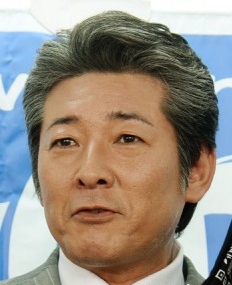 布川敏和の元妻はつちやかおり！離婚理由は？娘が難病？息子は？