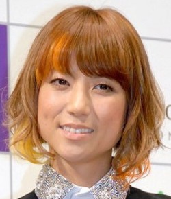 hitomiの離婚歴は?現在の旦那は?子どもは?小室ファミリーだった!