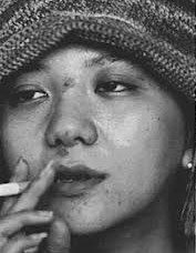 華原朋美が所属事務所を解雇されていた!小室哲哉との破局原因は?