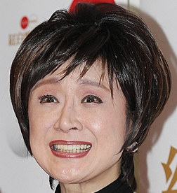 小林幸子が解任した事務所女社長の裏の顔は?慰労金で口封じ?
