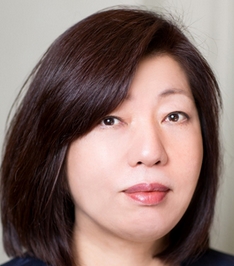 林真理子の夫は元エリートサラリーマン！娘は障害者？