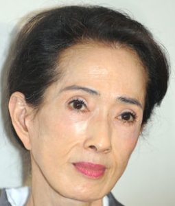 いしだあゆみの現在は？病気で激ヤセ？奇行？断捨離で夜も電気つけない？