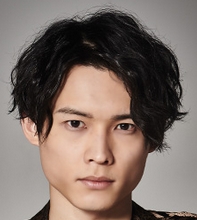 松村北斗のSixTONES前は中島健人や菊池風磨とB.I.Shadowだった！