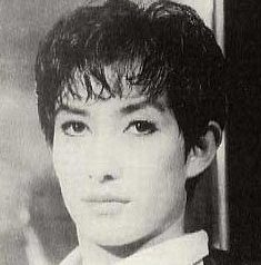 美輪明宏は三島由紀夫の愛人だった？