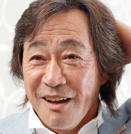 武田鉄矢の父は母の婿養子！曽祖父は大地主も祖父が破産していた！