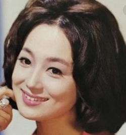 浜木綿子の若い頃は「宝塚歌劇団」娘役トップスターだった!