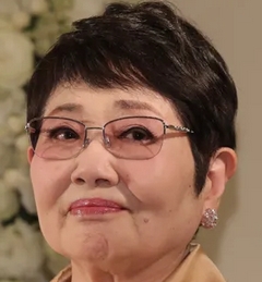 泉ピン子に会うと発疹が出るとえなりかずきが共演を拒否?