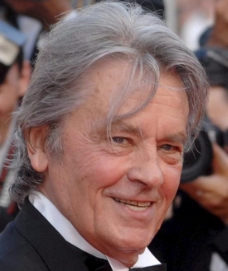 アラン･ドロンは引退宣言直後に脳卒中を起こしていた！