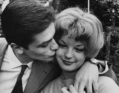 アラン・ドロンは若い頃ロミー・シュナイダーと婚約していた!