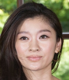 篠原涼子は市村正親と別居し高級マンションで一人暮らししていた！