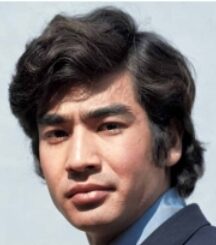 藤岡弘、は大腿骨粉砕骨折で壮絶なリハビリを行っていた！