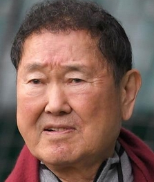 板東英二の妻は財閥の娘で平成天皇の妃候補だったことも！娘は？