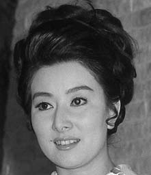 山本富士子が若い頃は｢夜の河｣で大ブレイクしていた！