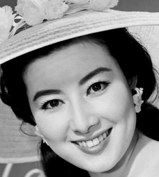 山本富士子が若い頃は「大映」と決裂し「フリー宣言」していた!