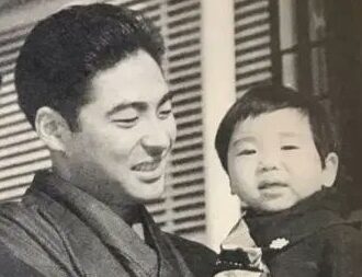 市川猿翁(2代目)の息子(長男)は香川照之！
