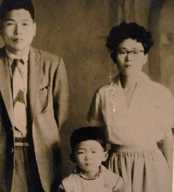 中嶋常幸の幼少期と両親