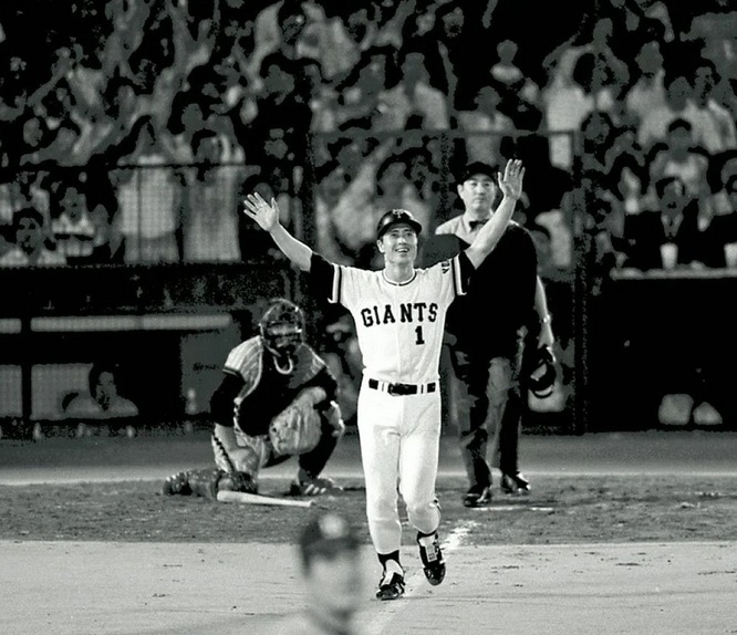 1977年9月3日、大リーグ最多記録を抜く通算756号を放つ王貞治