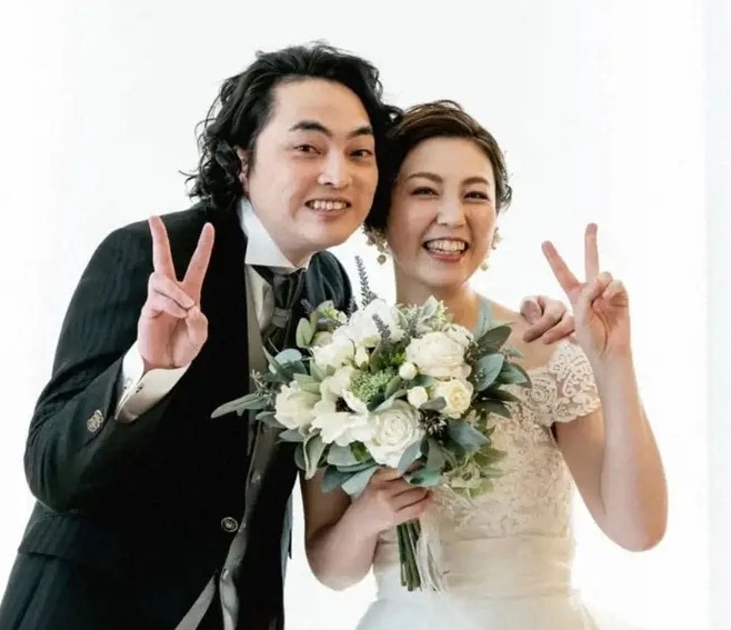 小澤慎一朗と妻・吉川莉早