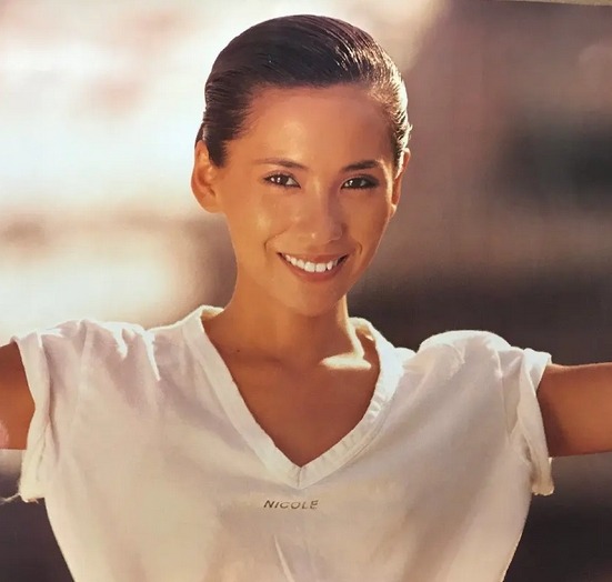 中原理恵