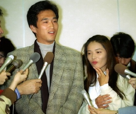 大鶴義丹とマルシア