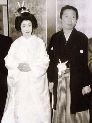 石倉三郎と妻