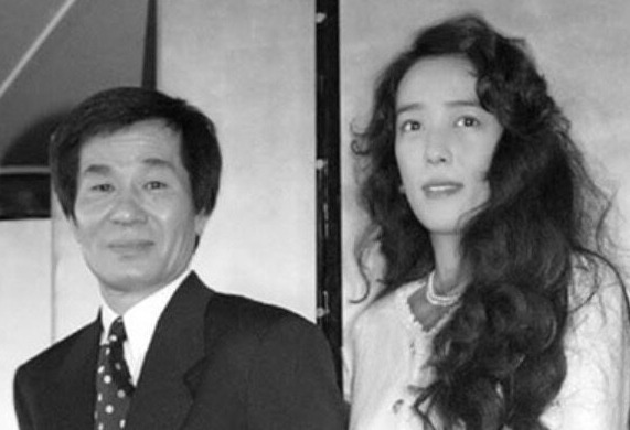 田邊昭知と妻・小林麻美